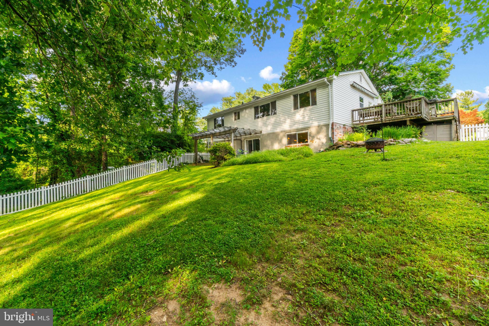 3738 CROSS BOW COURT