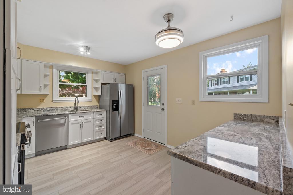 3738 CROSS BOW COURT