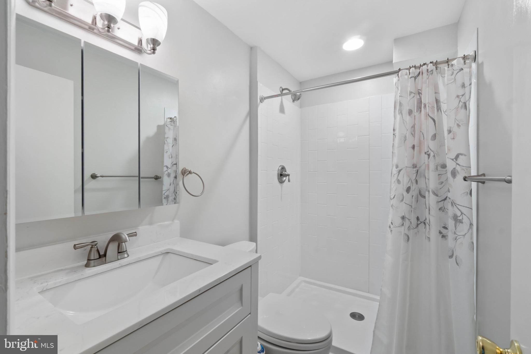 3738 CROSS BOW COURT