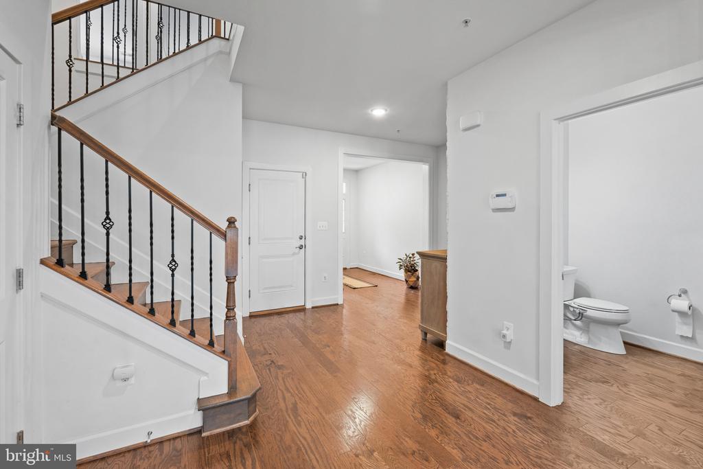 2609 VARDON LANE