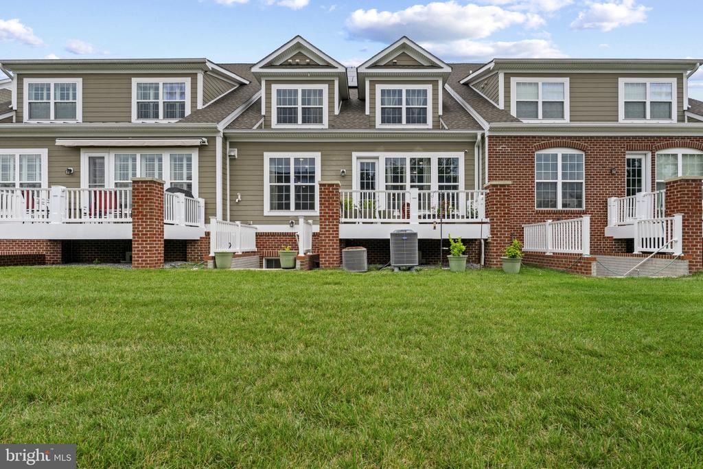 2609 VARDON LANE