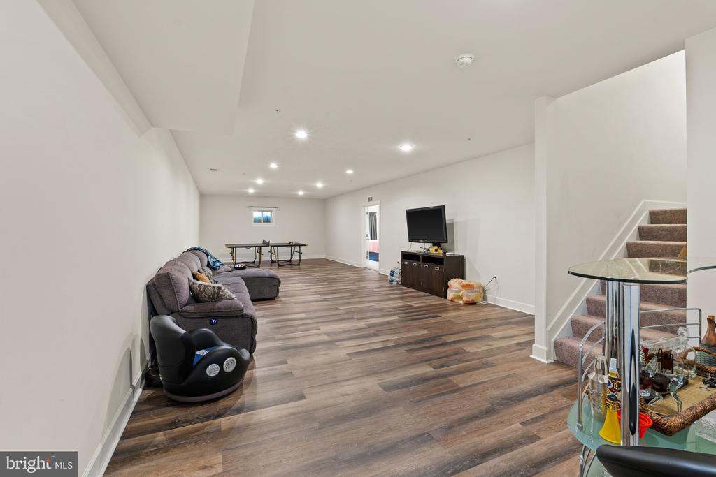 2609 VARDON LANE