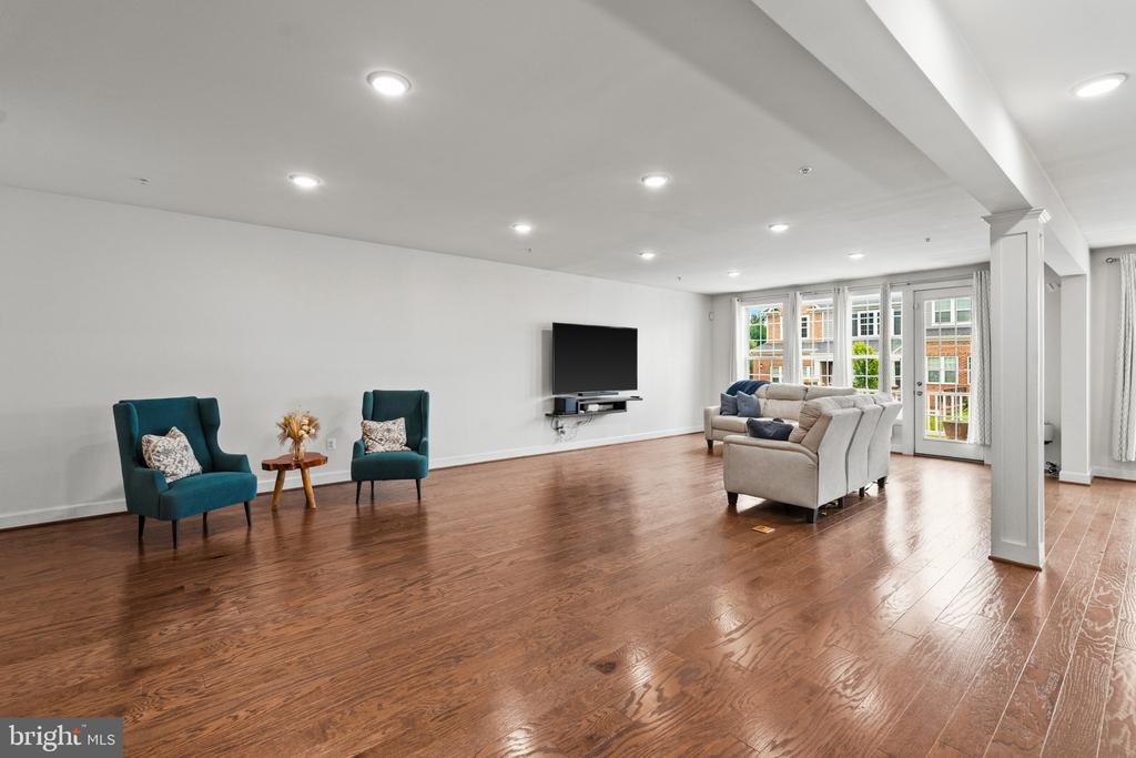 2609 VARDON LANE
