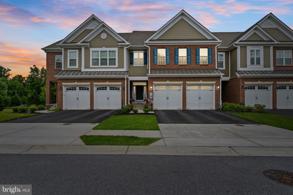 2609 VARDON LANE