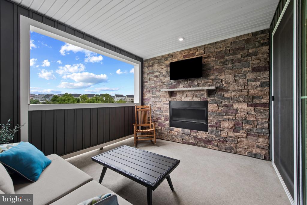 7703 CULTIVATOR ROAD