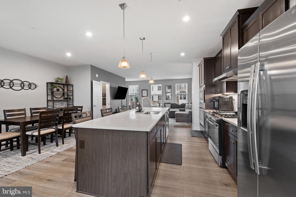 7703 CULTIVATOR ROAD