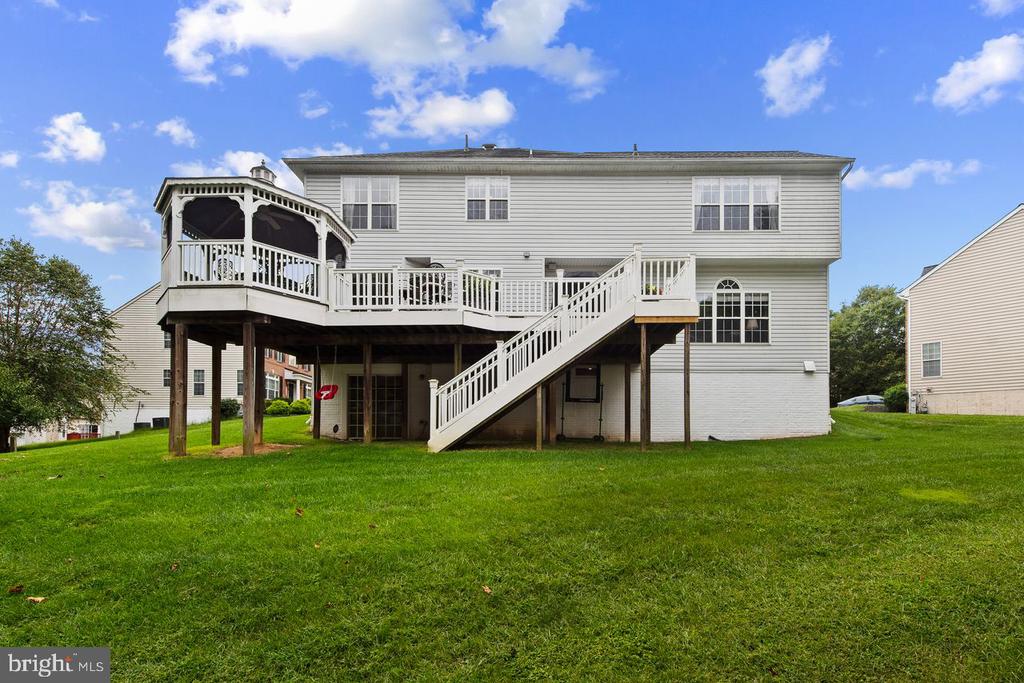 8229 MICHAELS RDG RIDGE