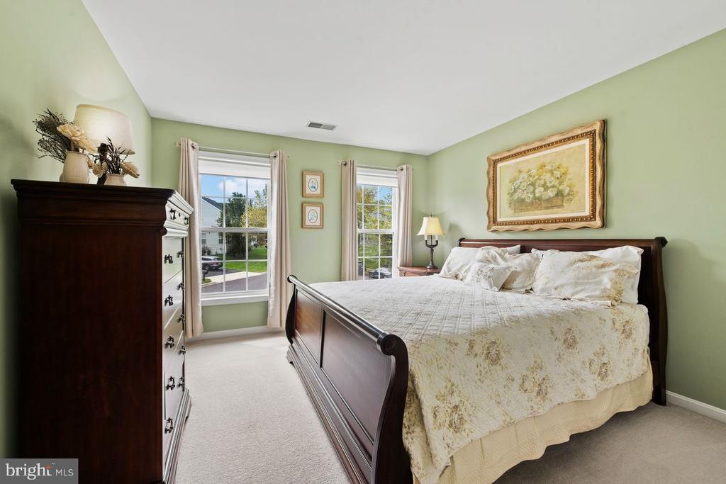 8229 MICHAELS RDG RIDGE