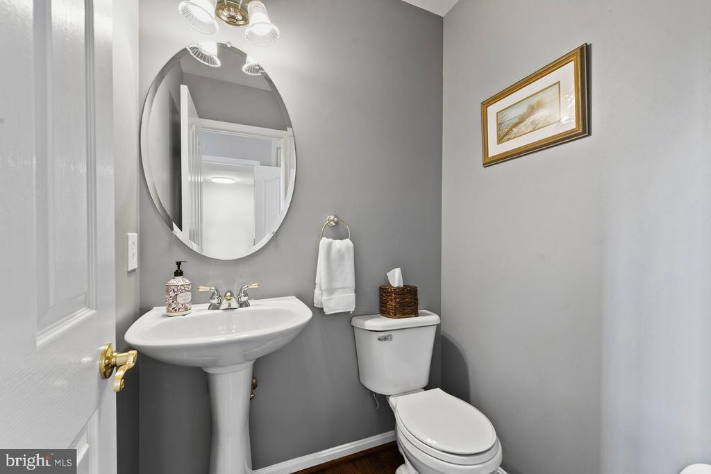 8229 MICHAELS RDG RIDGE