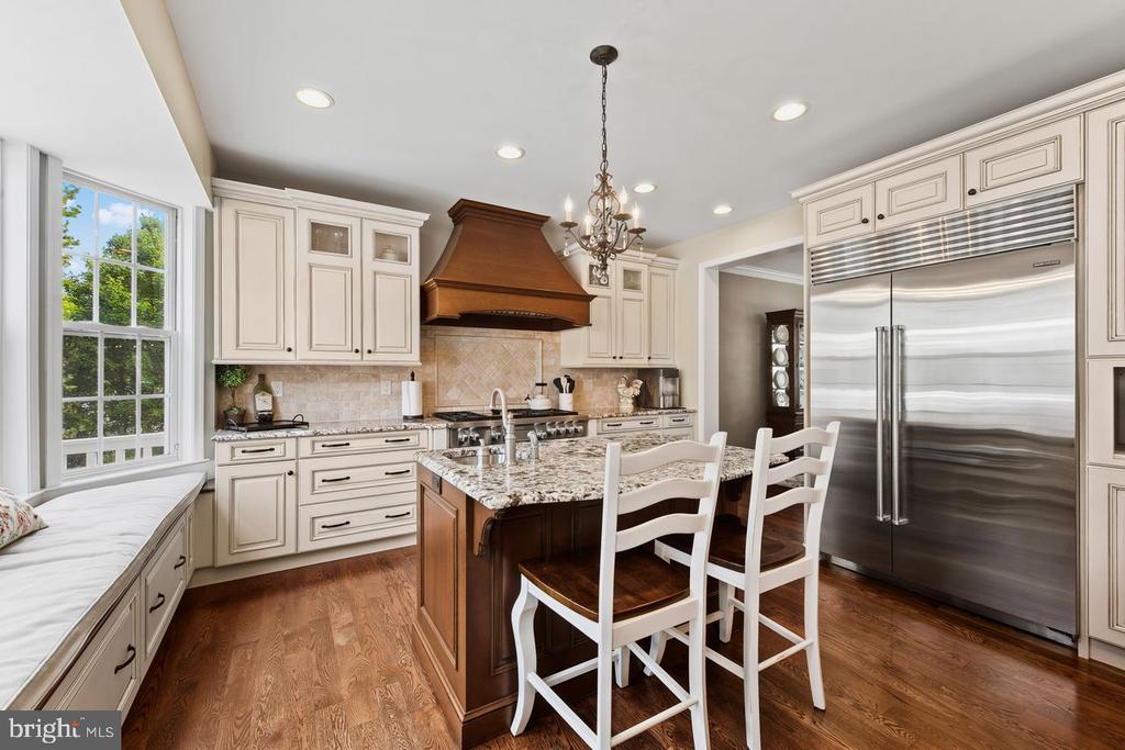 8229 MICHAELS RDG RIDGE