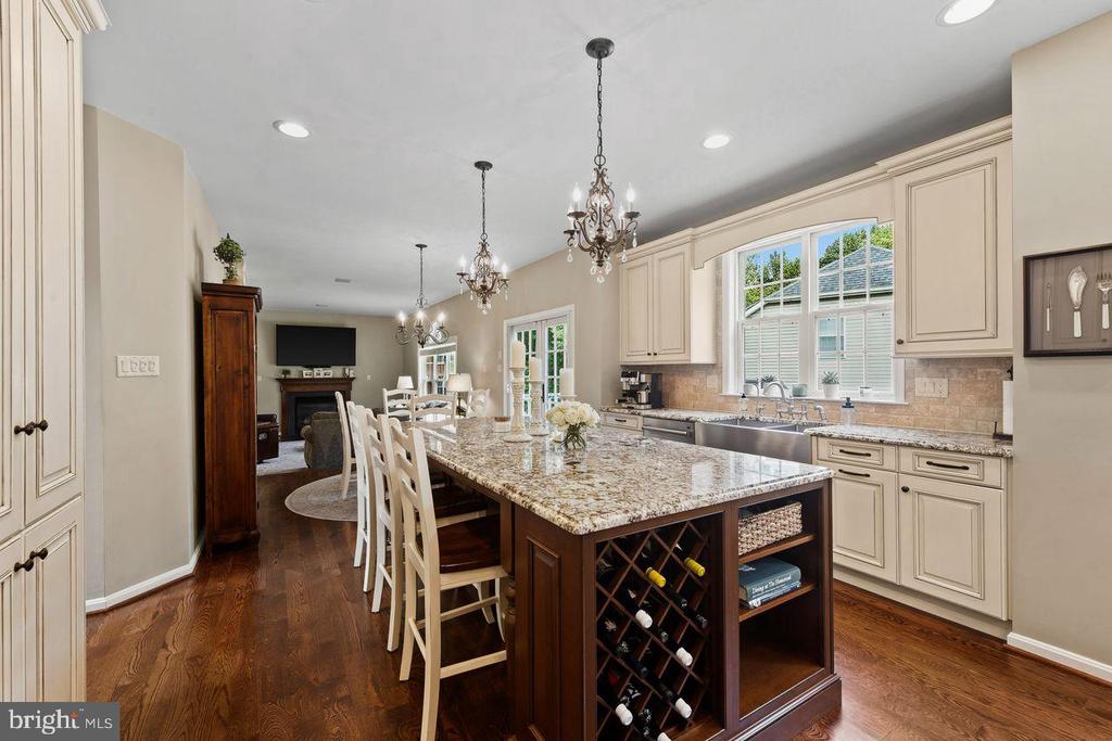 8229 MICHAELS RDG RIDGE