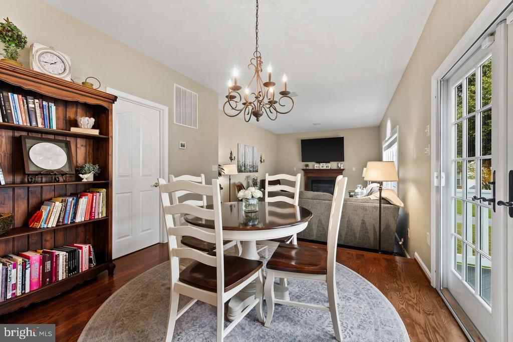 8229 MICHAELS RDG RIDGE