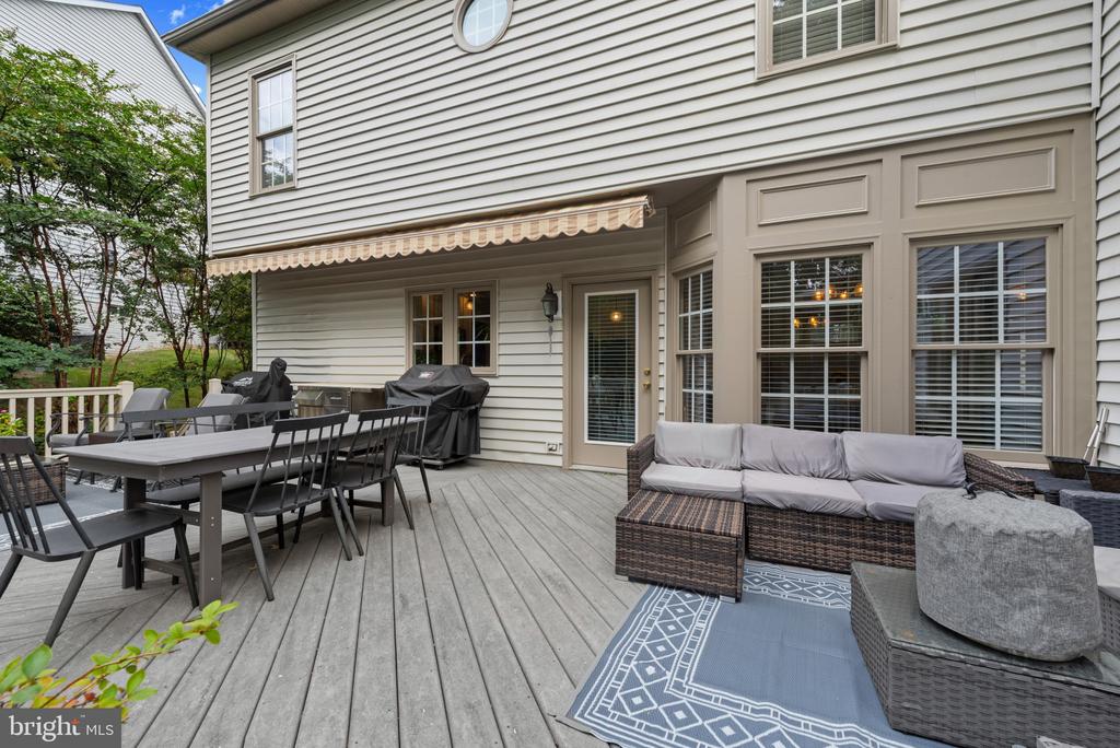 5427 SIMPKINS COURT