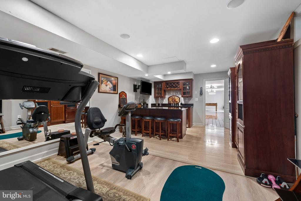 5427 SIMPKINS COURT