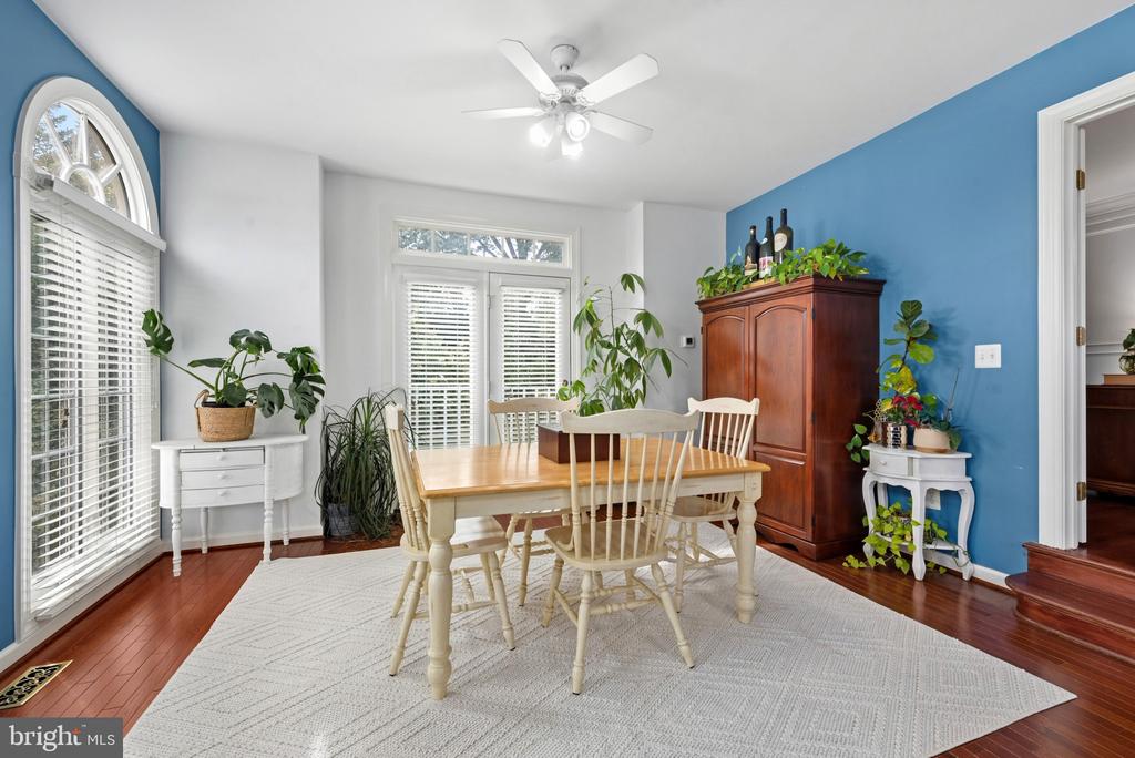 5427 SIMPKINS COURT