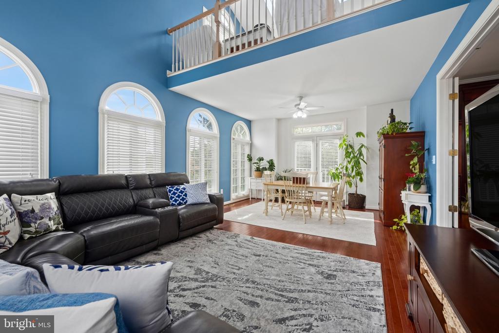 5427 SIMPKINS COURT
