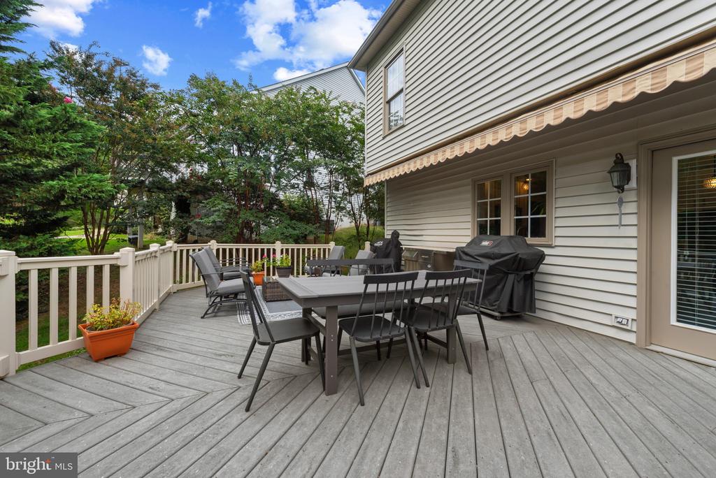 5427 SIMPKINS COURT