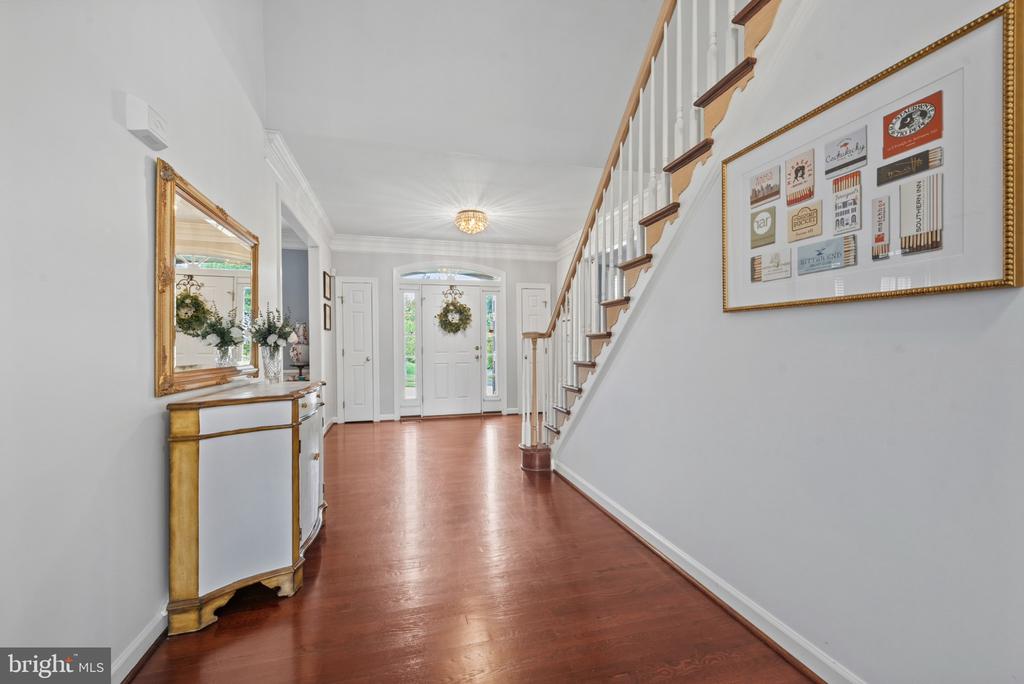 5427 SIMPKINS COURT