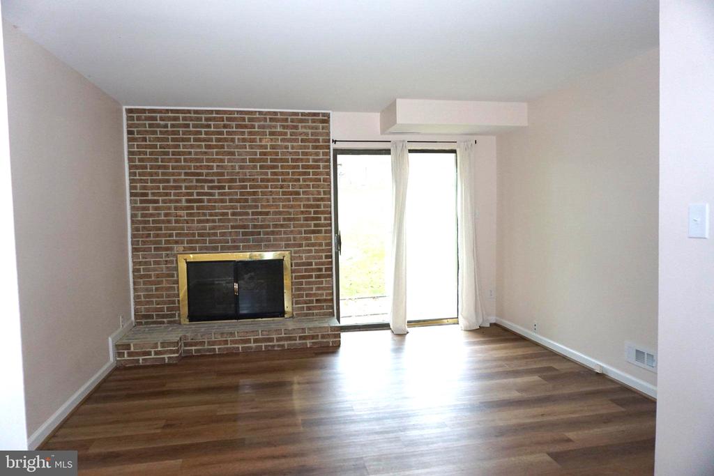 5430 EL CAMINO Unit: 1 AB