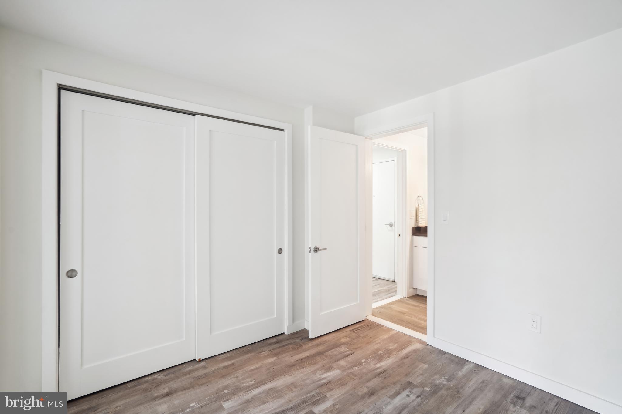 700 ROEDER ROAD Unit: 404