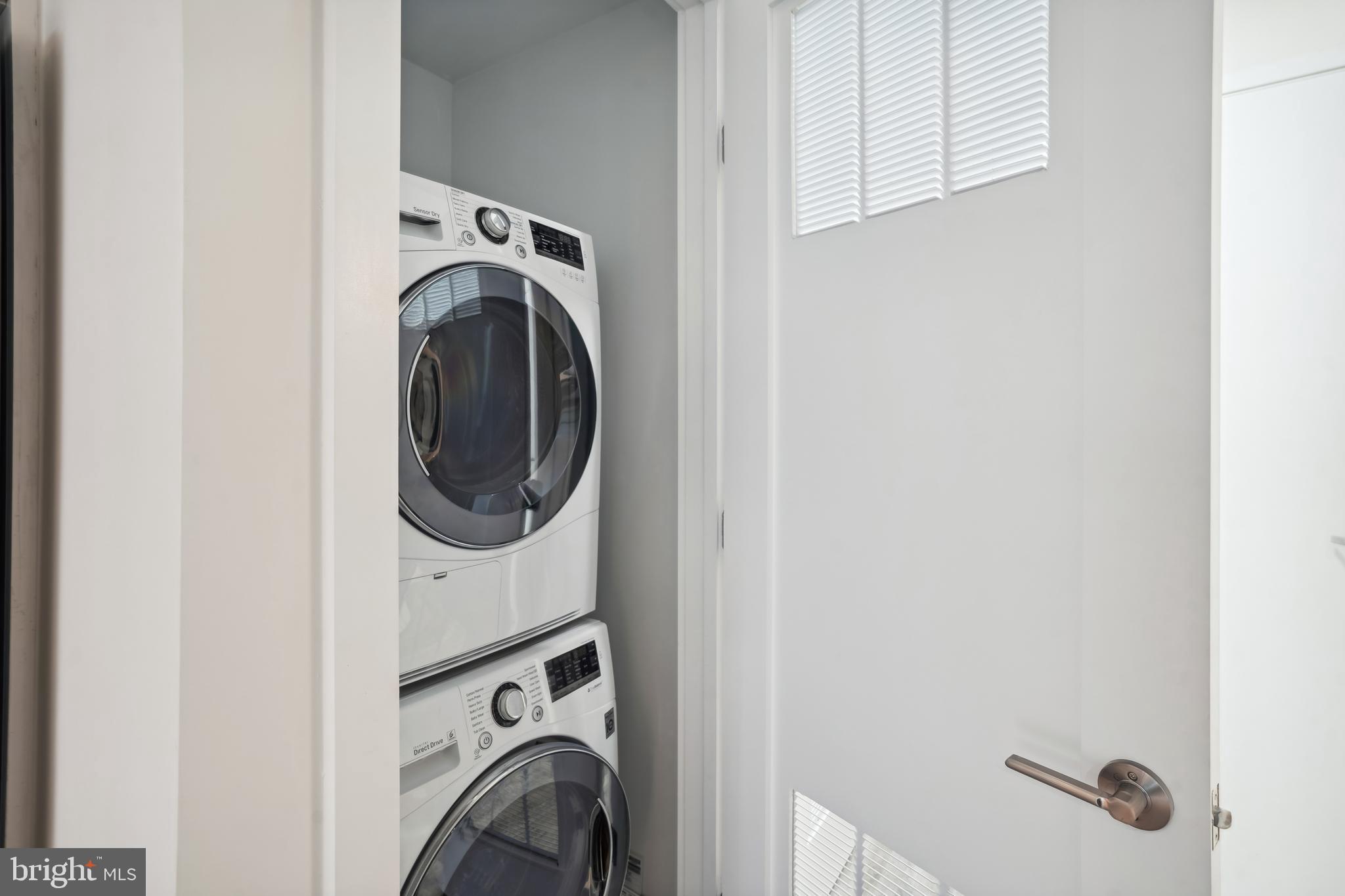 700 ROEDER ROAD Unit: 404