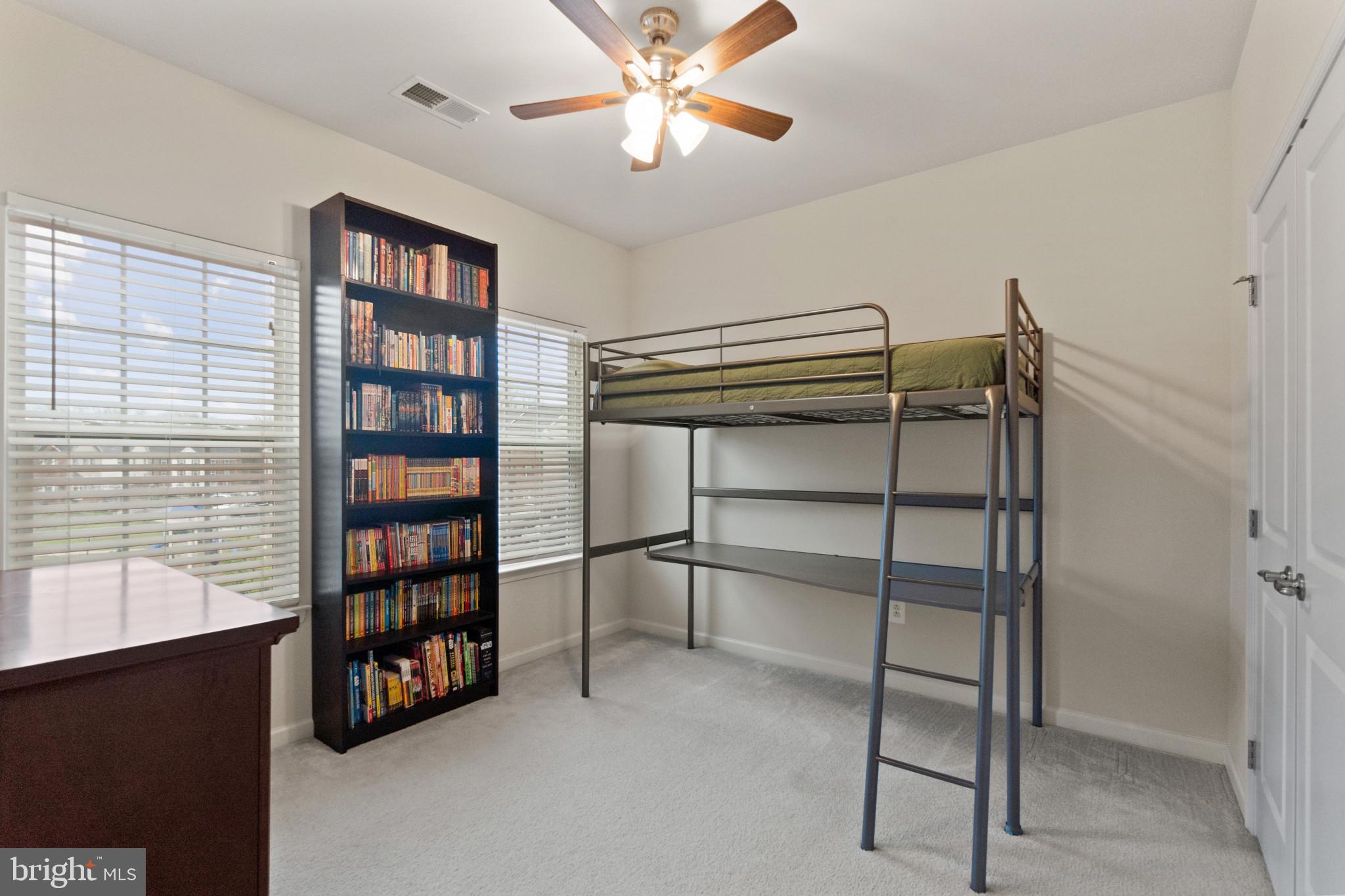 11922 Echo Point Pl