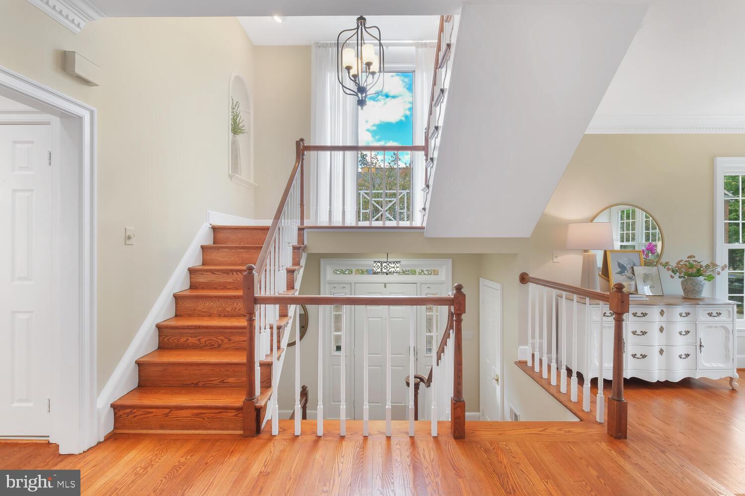 9942 Foxborough Cir