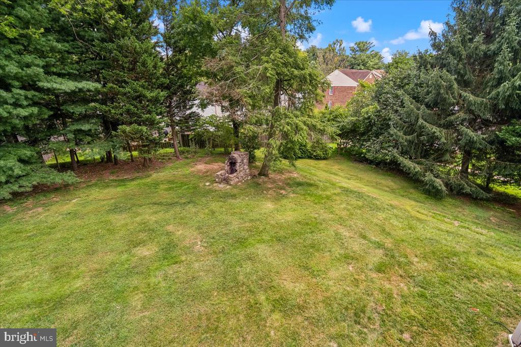 1401 AINTREE DRIVE