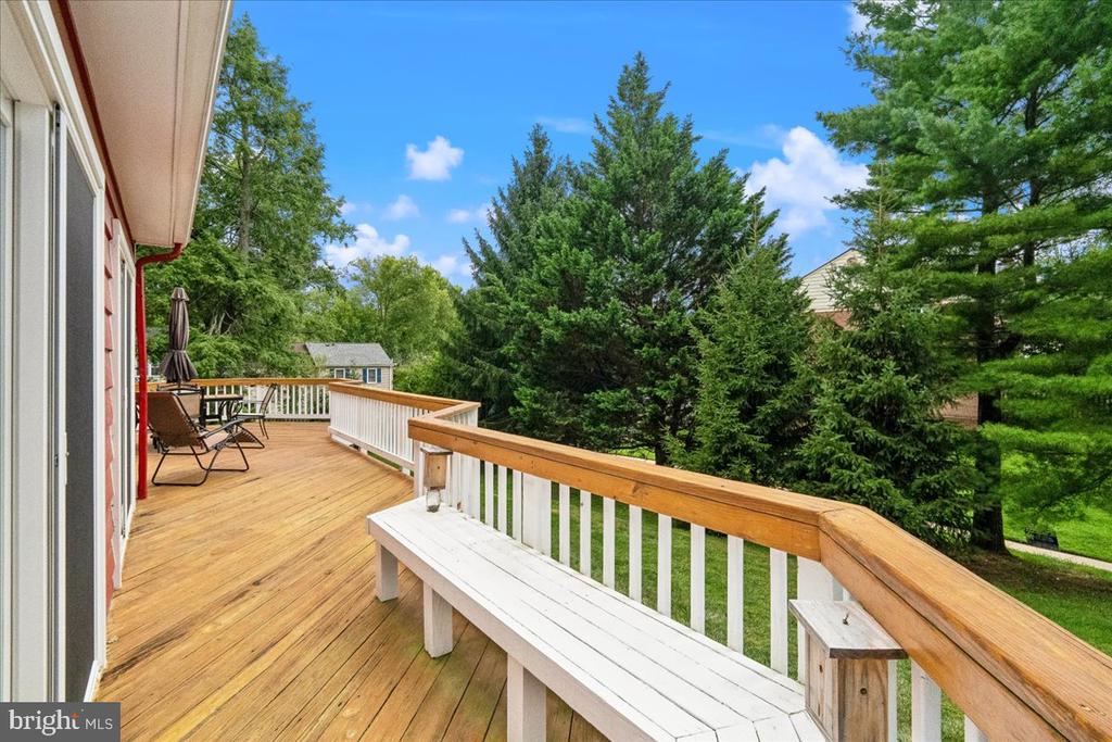 1401 AINTREE DRIVE