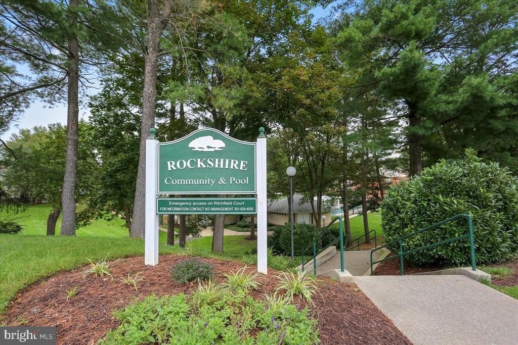 1401 AINTREE DRIVE