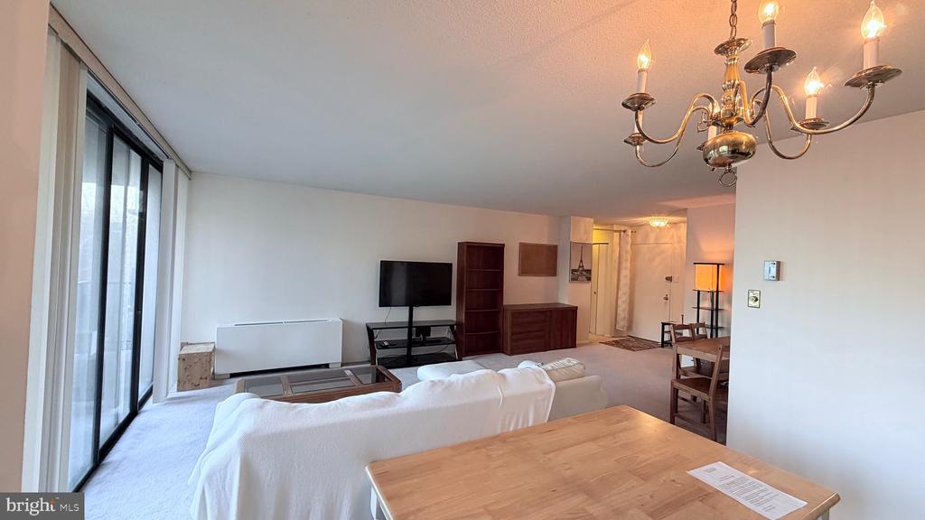 6100 WESTCHESTER PARK DRIVE Unit: 609