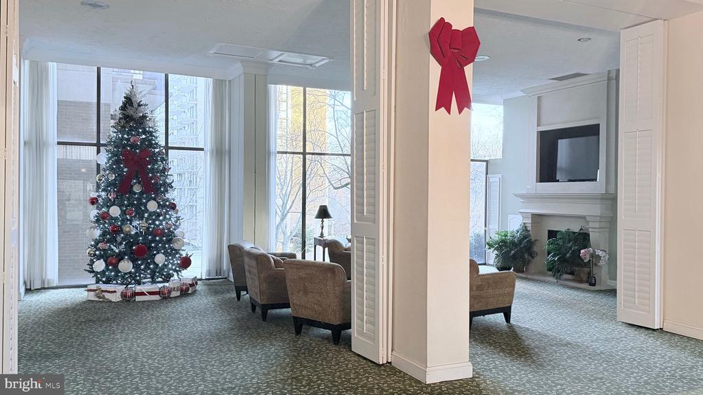 6100 WESTCHESTER PARK DRIVE Unit: 609