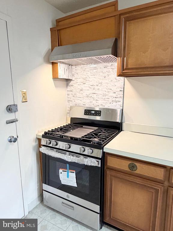 6100 WESTCHESTER PARK DRIVE Unit: 609