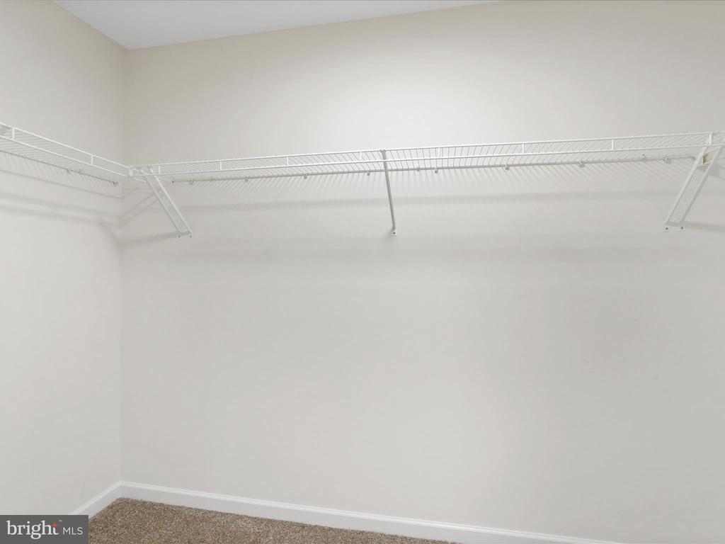 837 Monet Dr