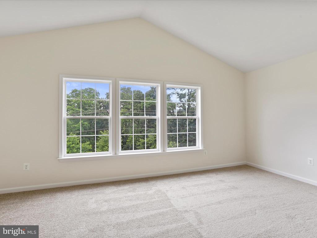 837 Monet Dr