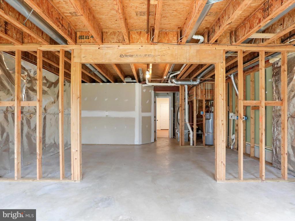 837 Monet Dr