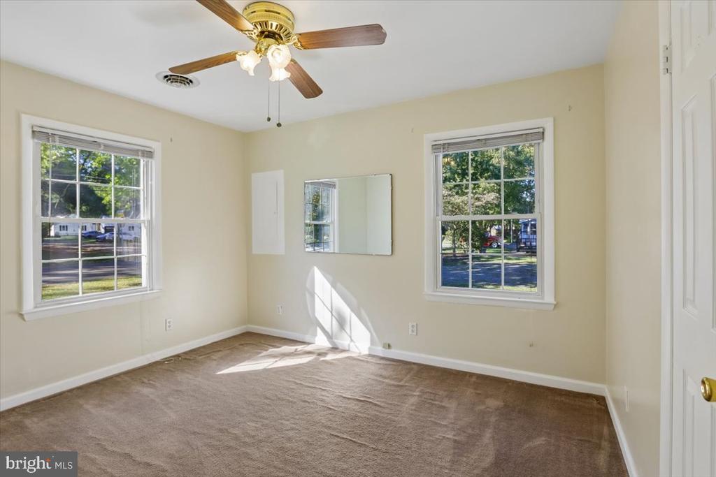 103 HONEYSUCKLE DRIVE