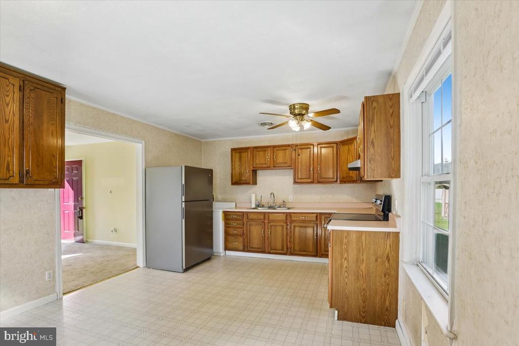 103 HONEYSUCKLE DRIVE