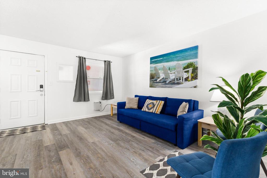 507 NW ROBIN DRIVE Unit: 302