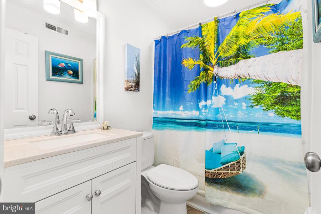 507 NW ROBIN DRIVE Unit: 302