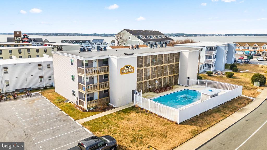 507 NW ROBIN DRIVE Unit: 302