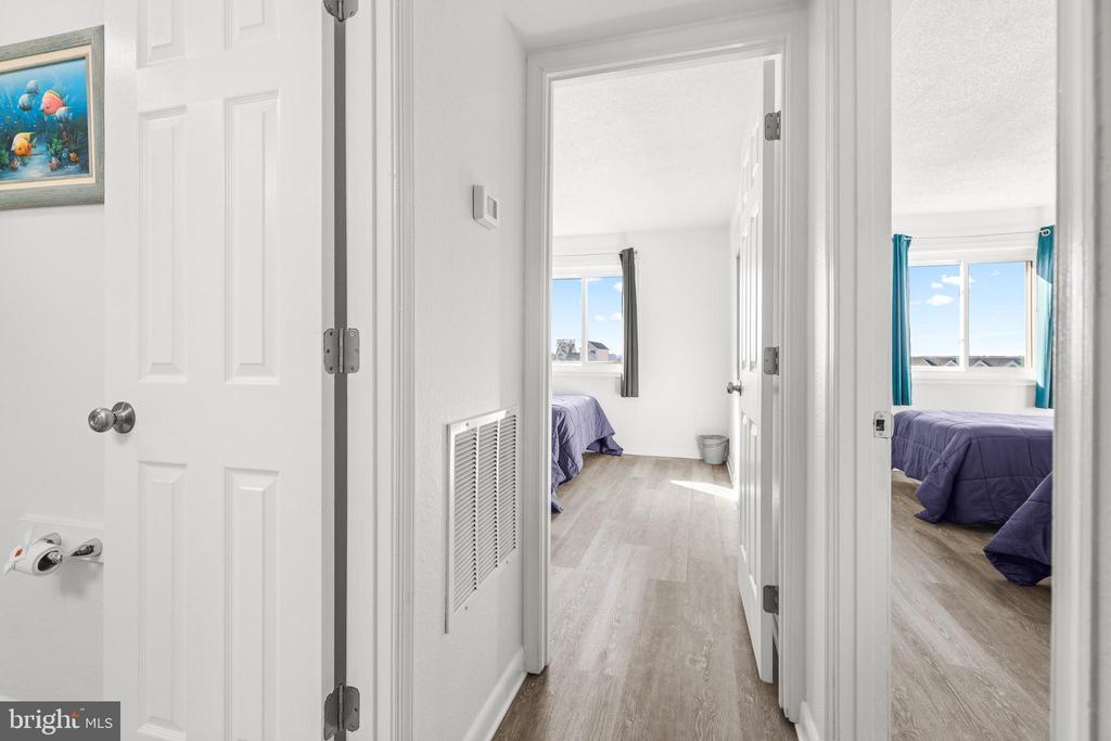 507 NW ROBIN DRIVE Unit: 302