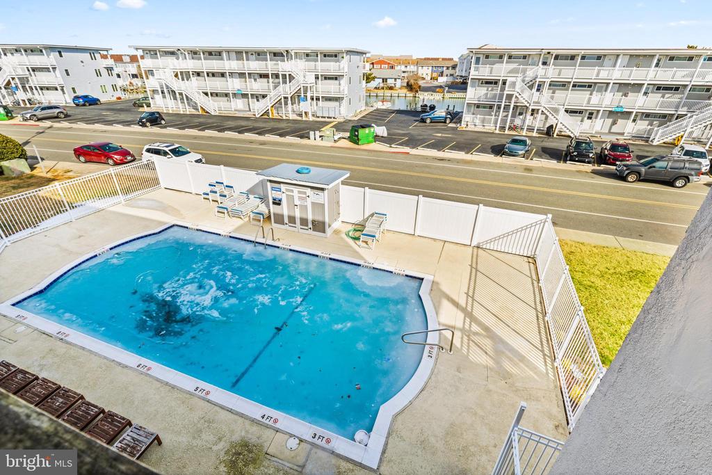 507 NW ROBIN DRIVE Unit: 302