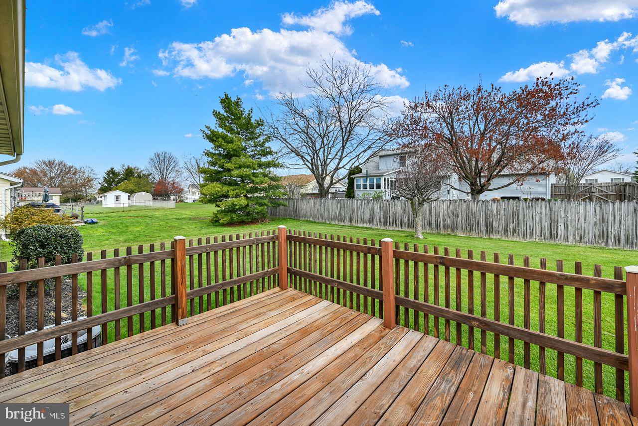 23 Blue Spruce Dr