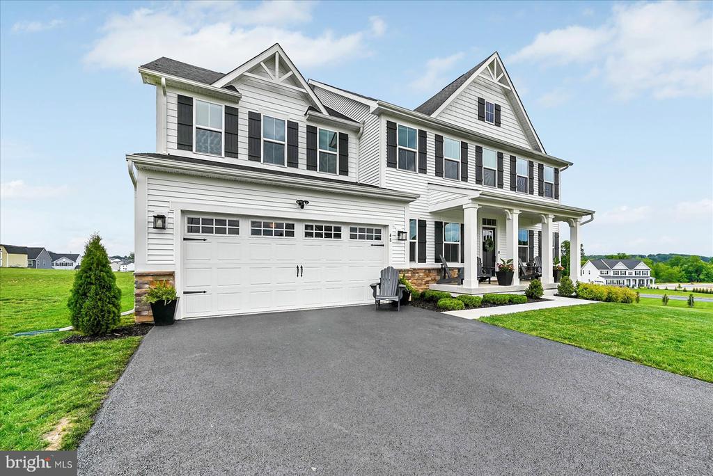 48 Winifred Dr
