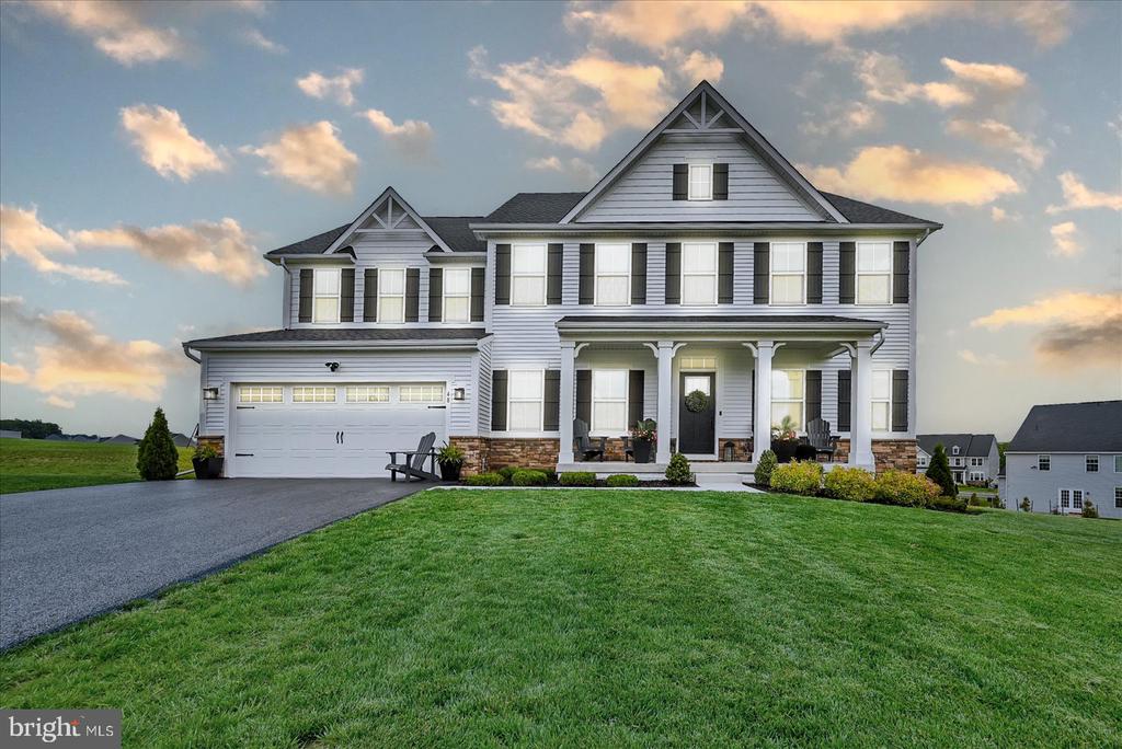 48 Winifred Dr