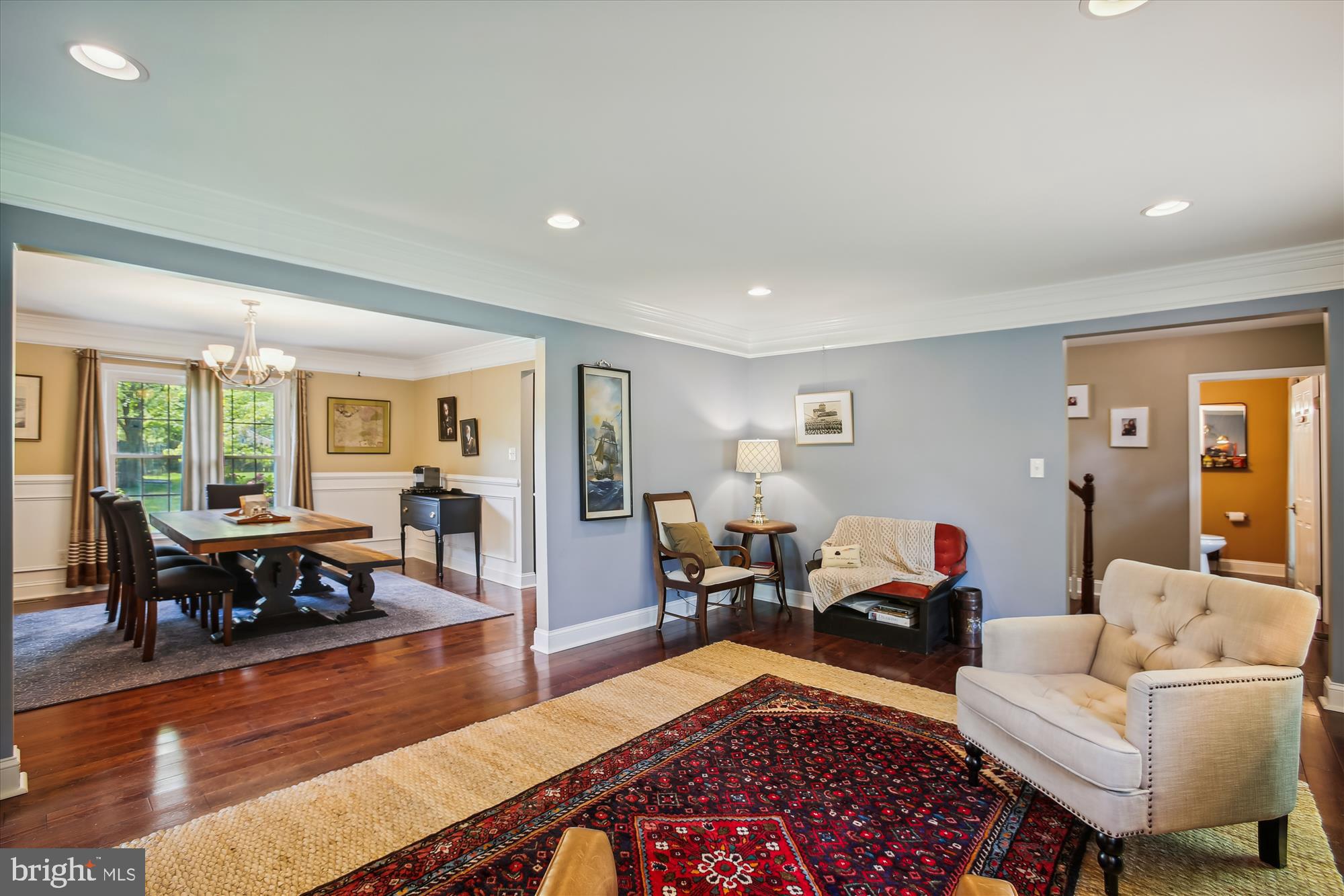 2411 Popkins Ln