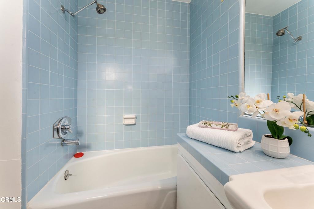 1299 Cordova Street 105