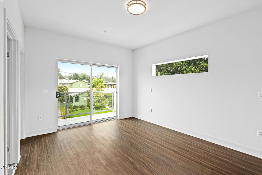 2000 Lake Avenue 1
