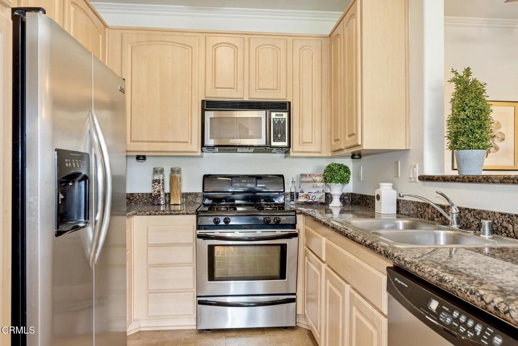 300 N El Molino Avenue 319